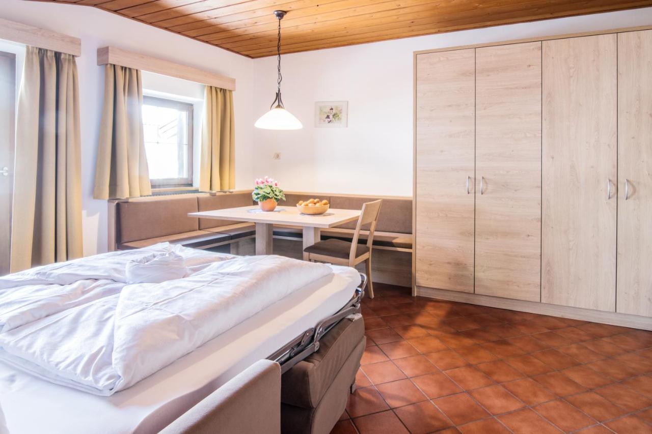 Apartments Heidenberger Fienili コッレ・イザルコ エクステリア 写真